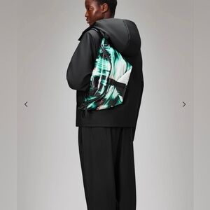 NWT! RAINS, UNISEX , Sibu Bum Bag Large, Blur, MSRP $135